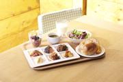 commoncafe 新宿歌舞伎町店のアルバイト写真3