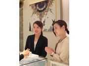ドゥミエール ビジュソフィア ヴィーナスフォート店のアルバイト求人写真2