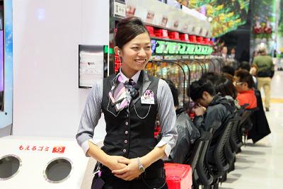 ベガスベガス旭川店のアルバイト写真(メイン)