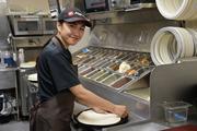 ピザハット デイリーカナート松原店(インストアスタッフ)のアルバイト写真1