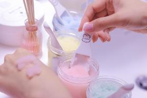 乙女心をくすぐるアイテムが人気☆コスメ販売☆湘南(株式会社アクトブレーン)<TC08193+>のアルバイト写真