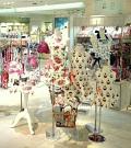 マロニエゲート銀座2 1F Fun Duceのアルバイト写真2