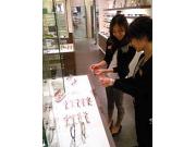 メガネの三城 パビリオンシティ田辺店のアルバイト求人写真2