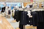 洋服の青山 草津店の写真1