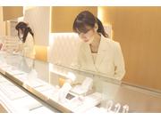 サマンサティアラ 名古屋三越栄店(第二新卒)のアルバイト写真3