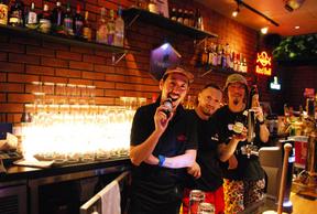 DRUNK BEARS NU茶屋町店のアルバイト写真