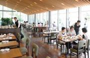 CAFÉ&RESTAURANT LYS(長期勤務歓迎)のアルバイト写真2