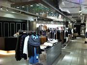 URBAN RESEARCH ROSSO ���É����V�b�N�X�A���o�C�g�ʐ^
