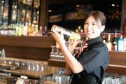 TGI FRIDAYS 原宿店 ホールスタッフ(AP_1056_1)のアルバイト写真1