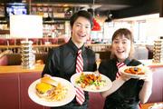 TGI FRIDAYS 原宿店 ホールスタッフ(AP_1056_1)のアルバイト写真2