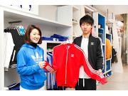 アディダス オリジナルスショップダイバーシティ東京 プラザ店のアルバイト求人写真3