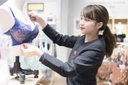 トリンプ三井アウトレットパークマリンピア神戸のアルバイト写真1