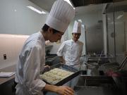 松坂屋上野店RF1のアルバイト小写真2