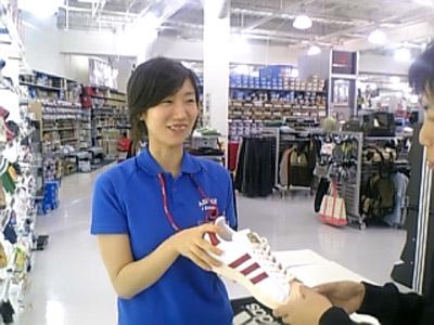 �X�|�[�c�I�[�\���e�B ���˓X�̑�ʐ^