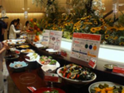 岐阜県各務原市 飲食店ホールスタッフの大写真