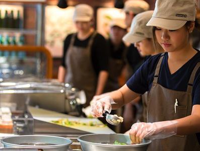 Chopped Salad Days カレッタ汐留店 02のバイト求人情報 X シフトワークス