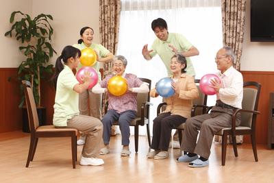 株式会社ニチイ学館 人財開発事業部 介護職 のアルバイトの求人情報 40代 50代 60代 中高年 シニア のお仕事探し バイト パート 転職 求人ならはた楽求人ナビ