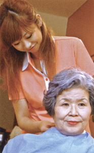 施設のお客様とお話しながら楽しく働けます。