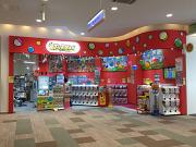 お客様の視点で、お店の装飾、POPを製作します。