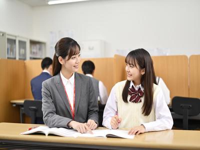 ★未経験大歓迎!★学生～主婦層まで幅広く活躍中♪得意科目でOK!