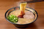 福岡・東京で話題の天然とんこつラーメンの専門店!