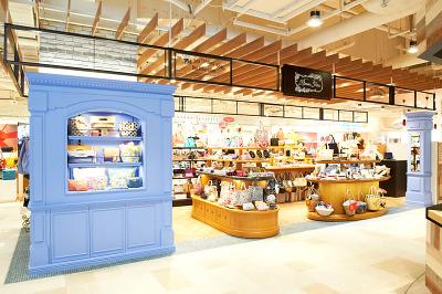 自分へのご褒美に、ちょっとしたギフトに人気の雑貨店