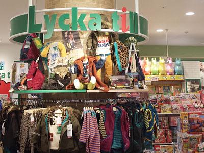♪ 店内には、かわいいアイテムがズラリ !!